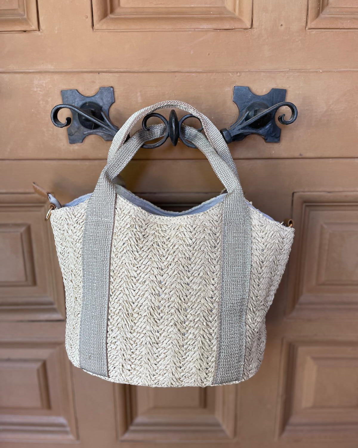 BOLSO EN RAFIA